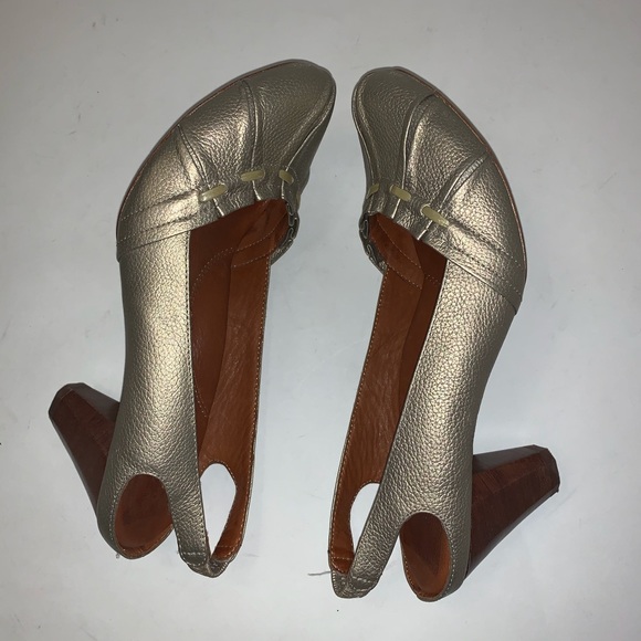 gentle souls Shoes - Gentle Souls RUPER STAR Gold Silver Leather Heel